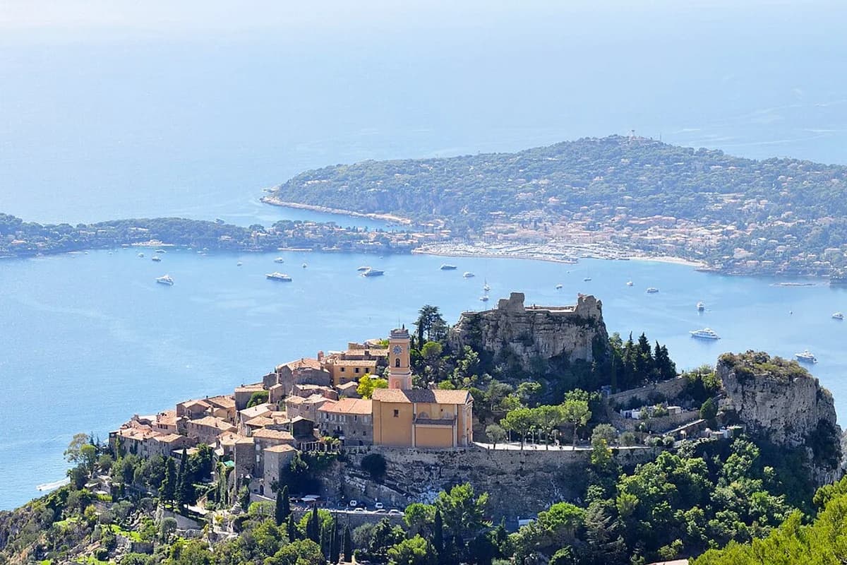 Le littoral de la Côte d’Azur et le cap Ferrat