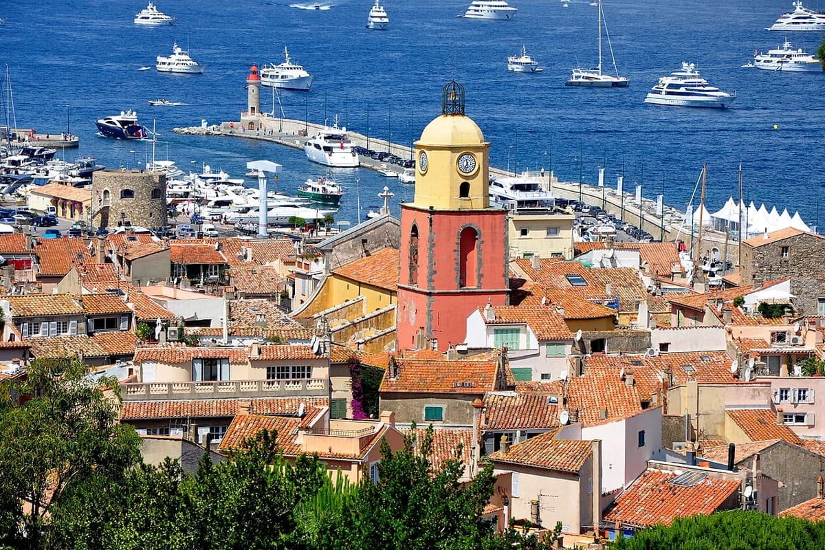 Le port et le village de Saint-Tropez